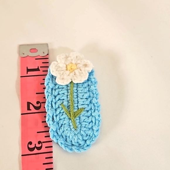 Hand Crafted Hand Knit Crochet Snap Hair Clip Blue with White Flower Boho Style - Picture 16 of 17